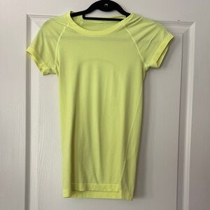 Lululemon swiftly tech size 4 hip length